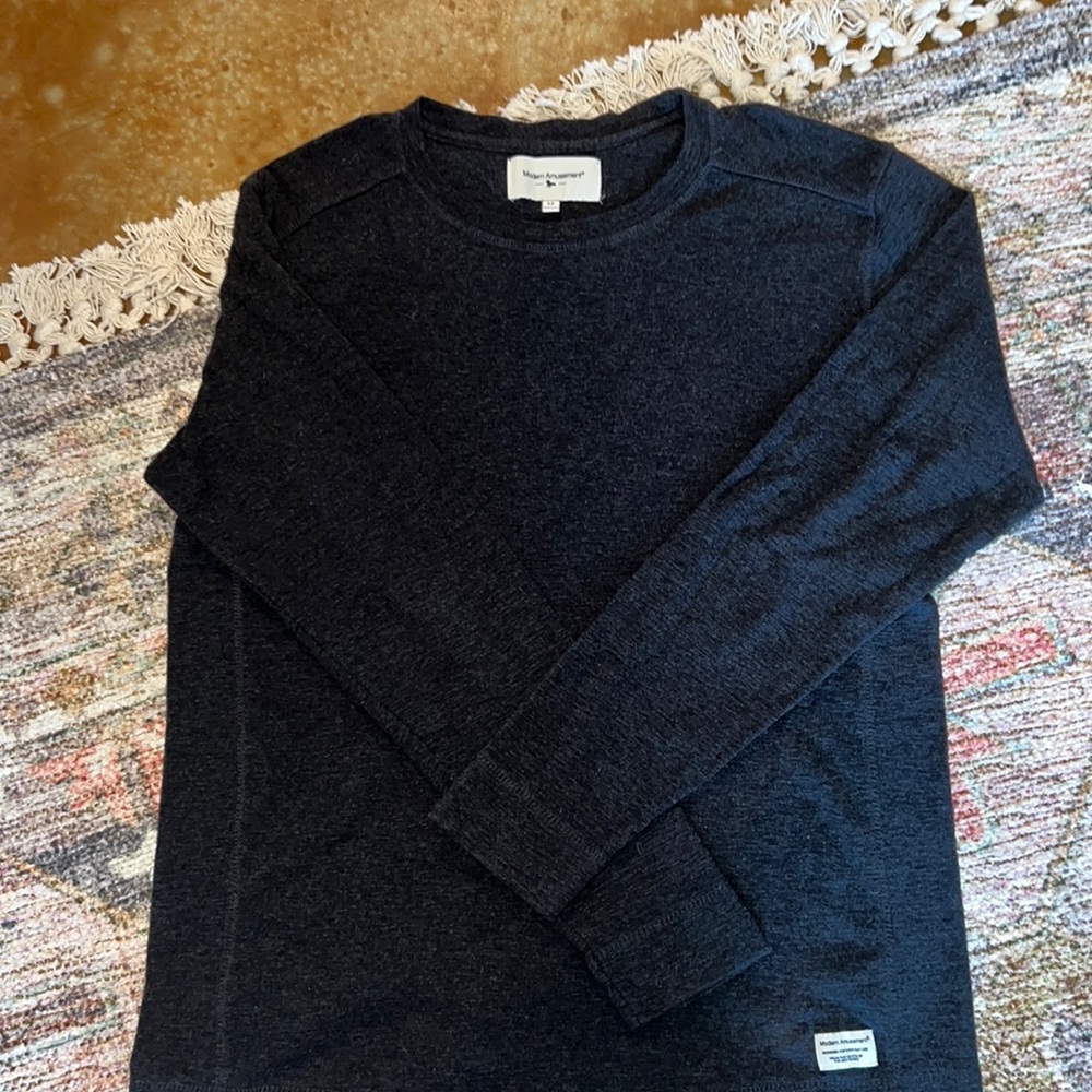 Men’s Modern Amusement long sleeve shirt